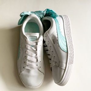 Puma Basket Bow Sneakers Girls size 1.5